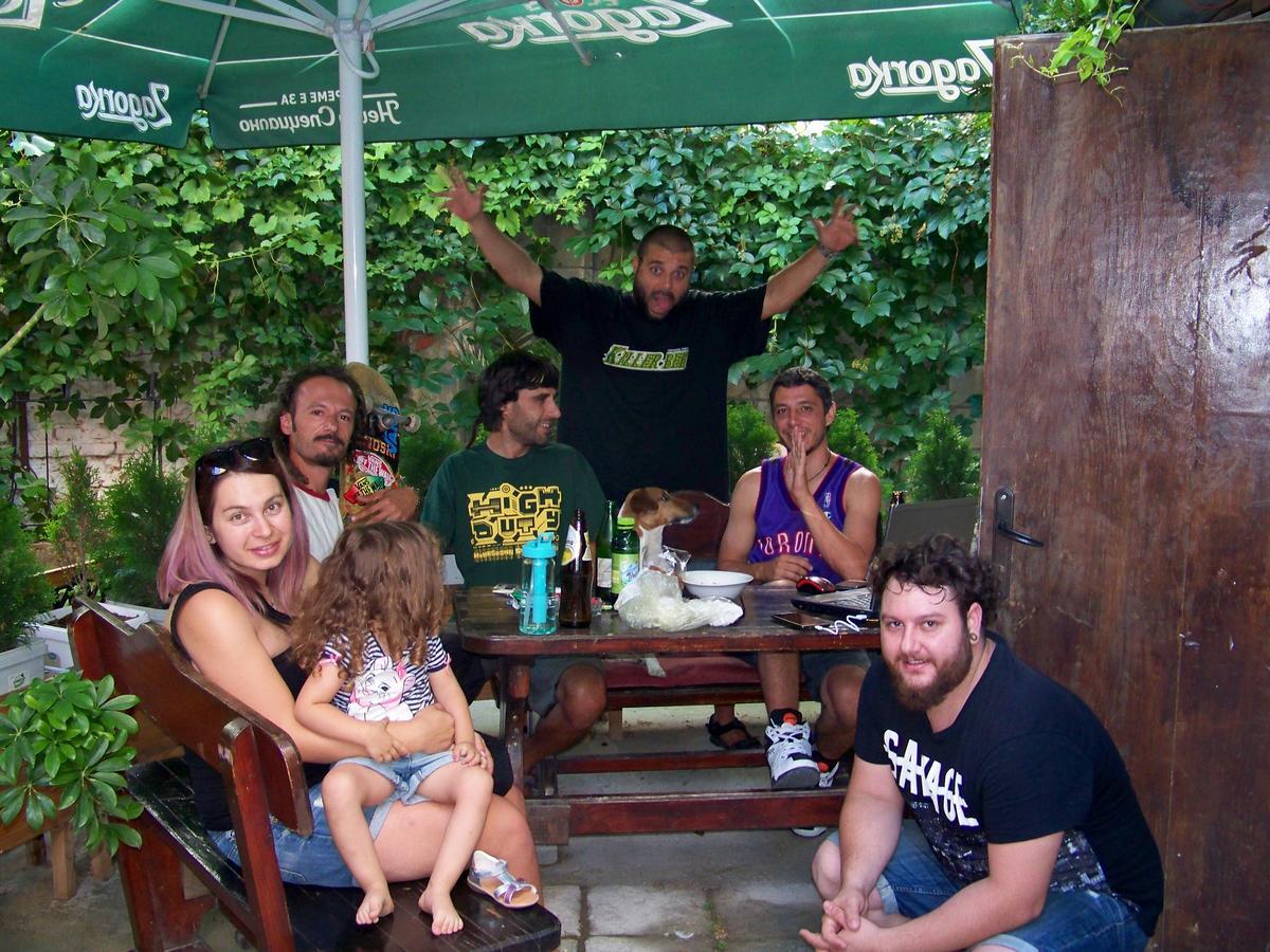 Yo Ho Hostel *